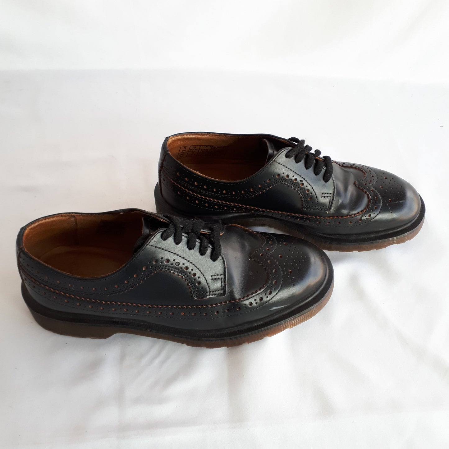 Scarpe brogue 3989 DR MARTENS