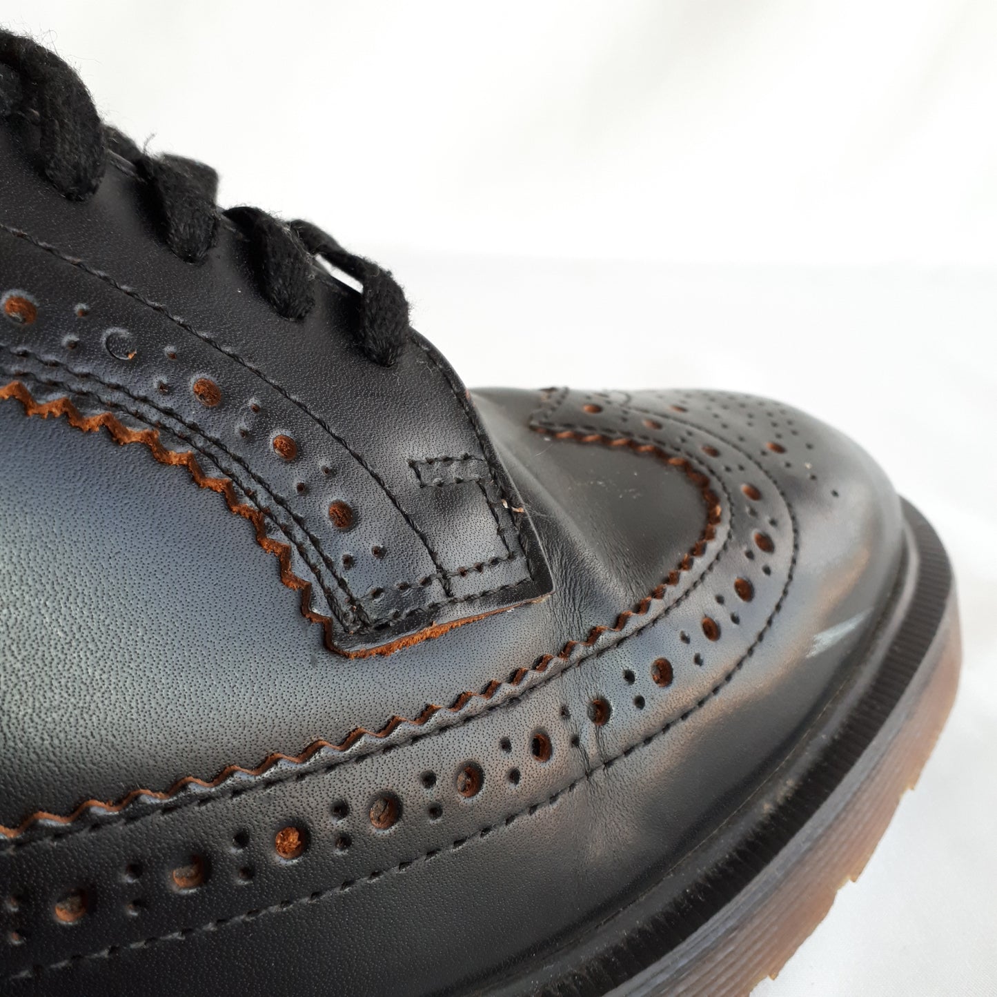 Scarpe brogue 3989 DR MARTENS