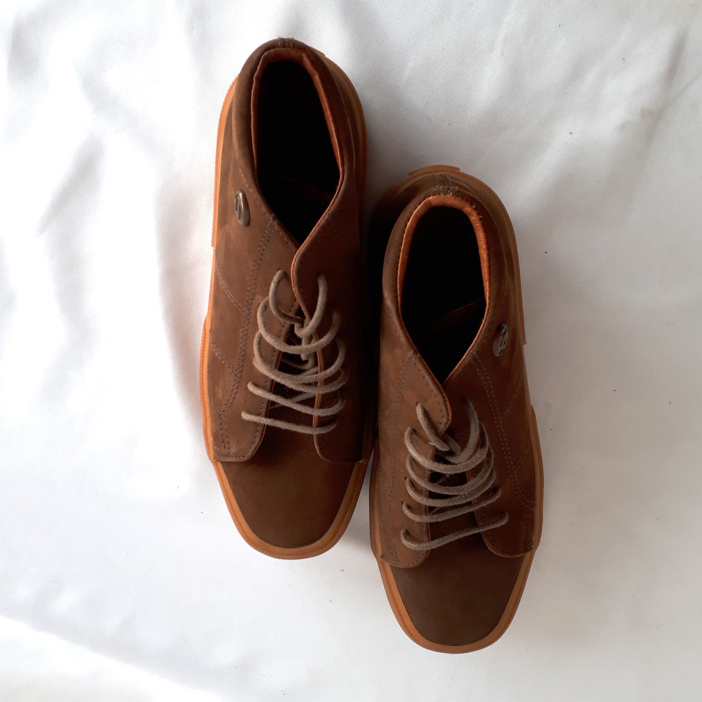 Stringate SUPERGA in pelle marrone
