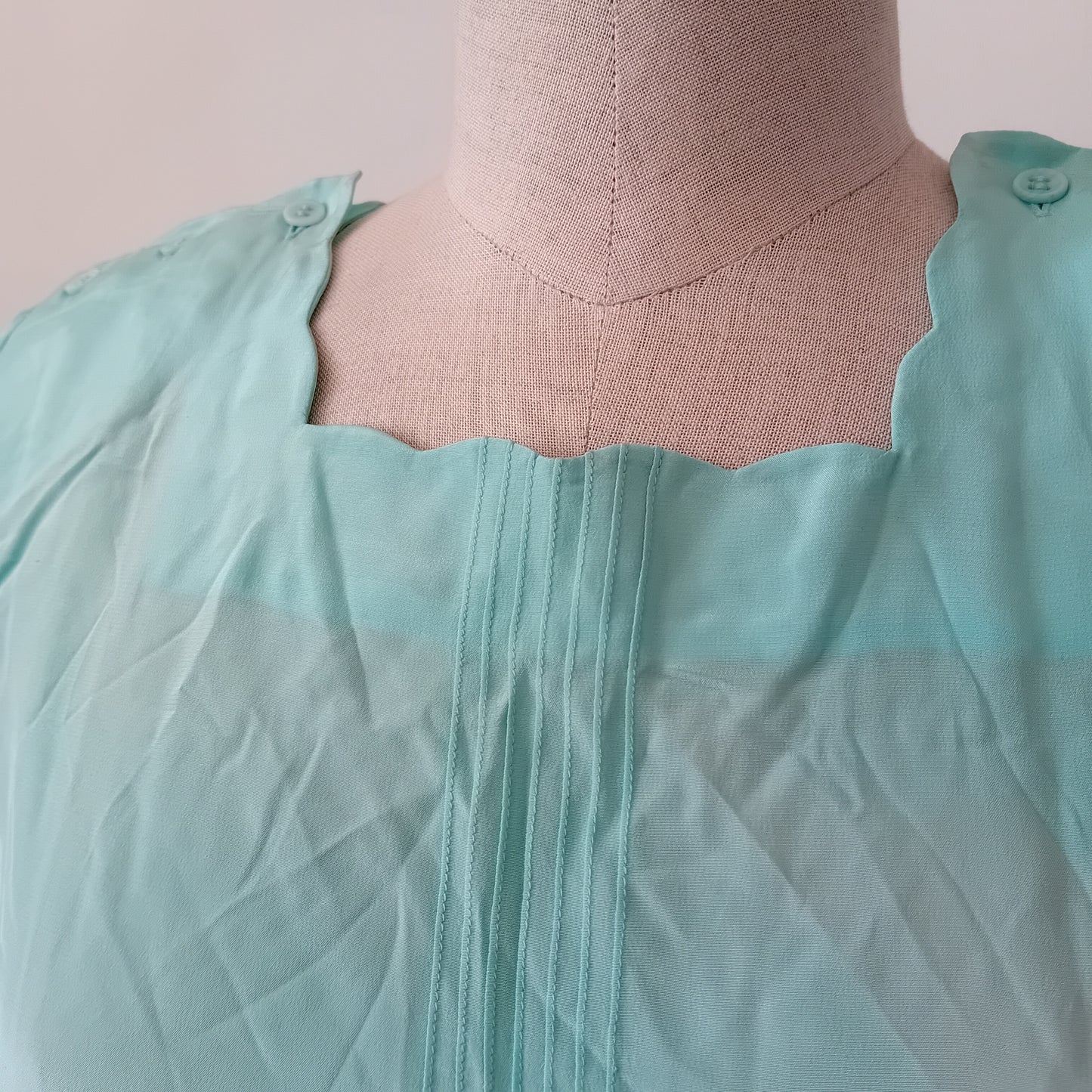 Balloon light blue shirt
