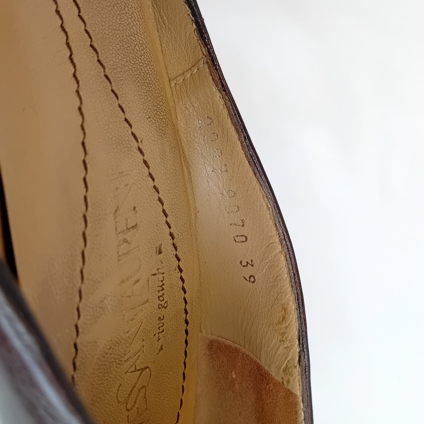 Yves Saint Laurent Pump