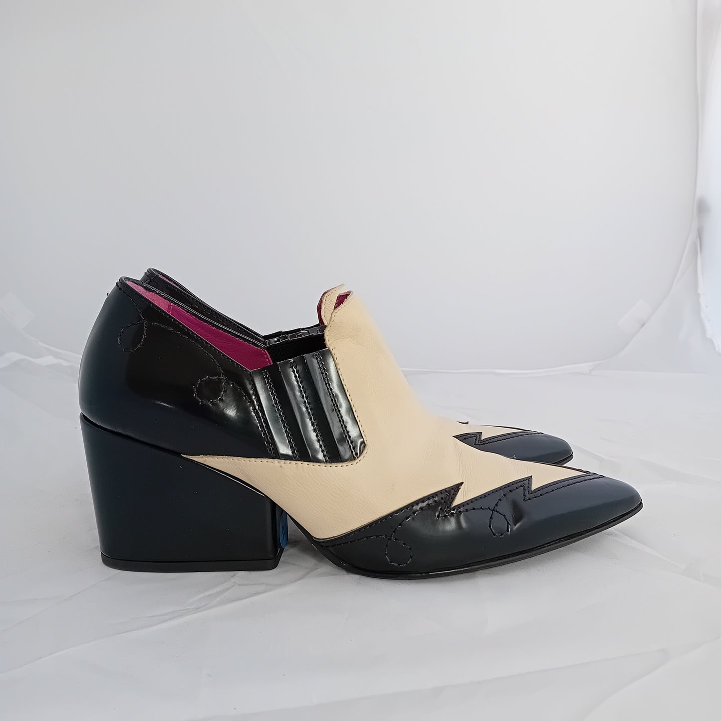 Viola Hudson booties
