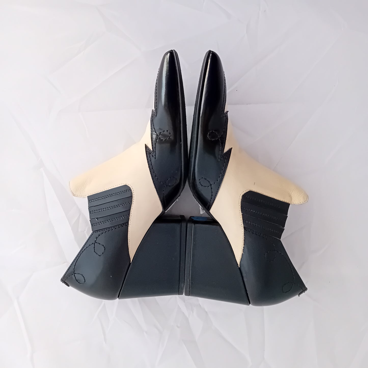 Viola Hudson booties