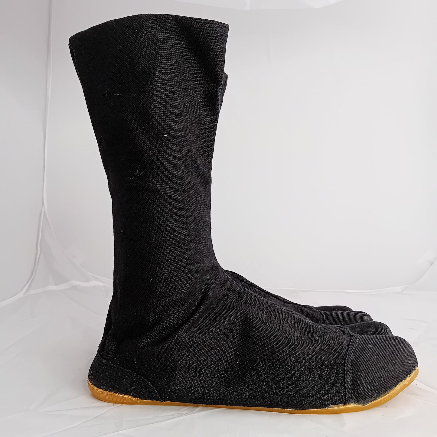 Samurai shoes