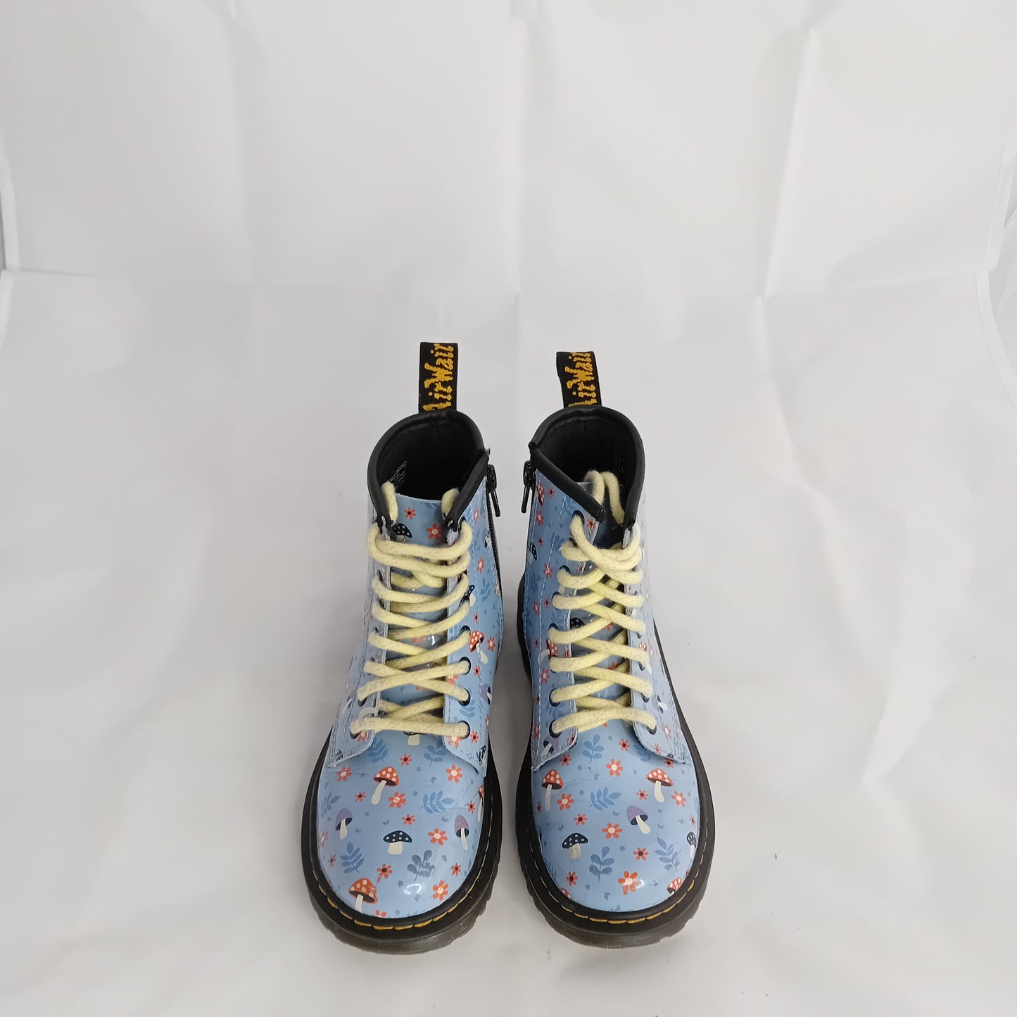 DR Martens lilla