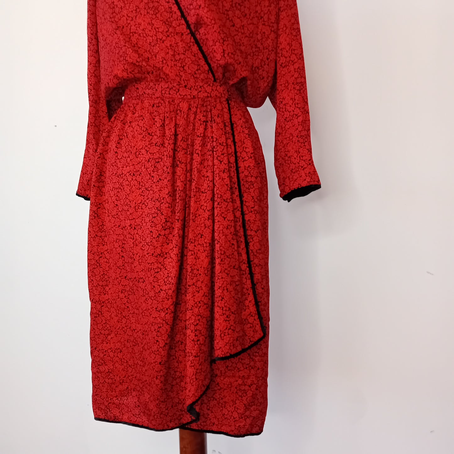 Devil red dress