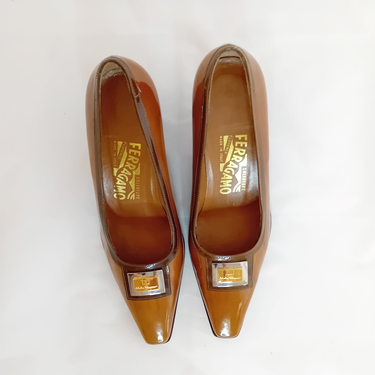 Ferragamo mostard ballerinas