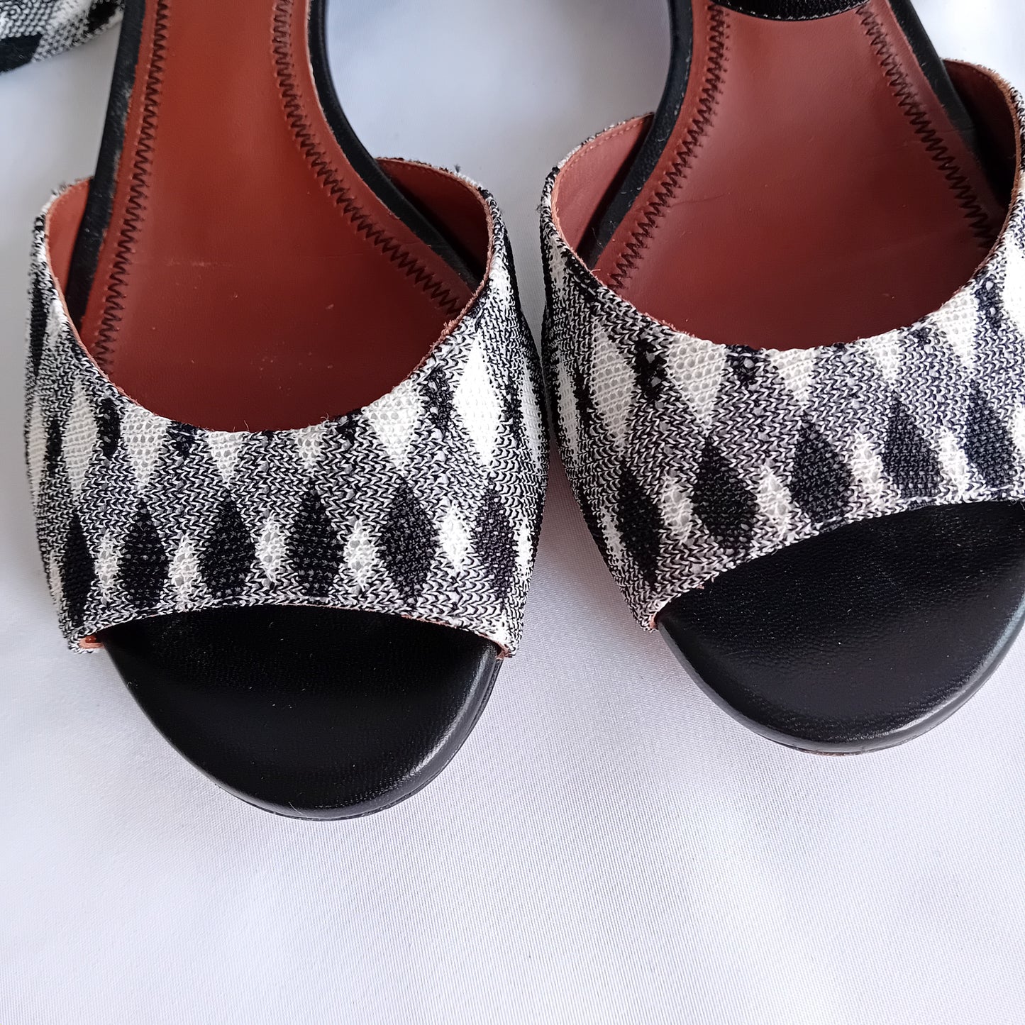 Missoni sandals