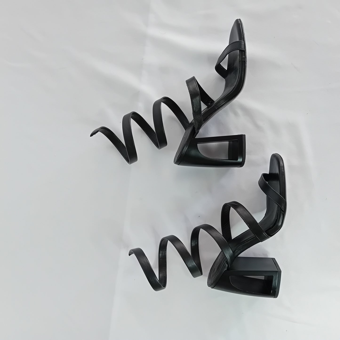 Vic Matie black sandals