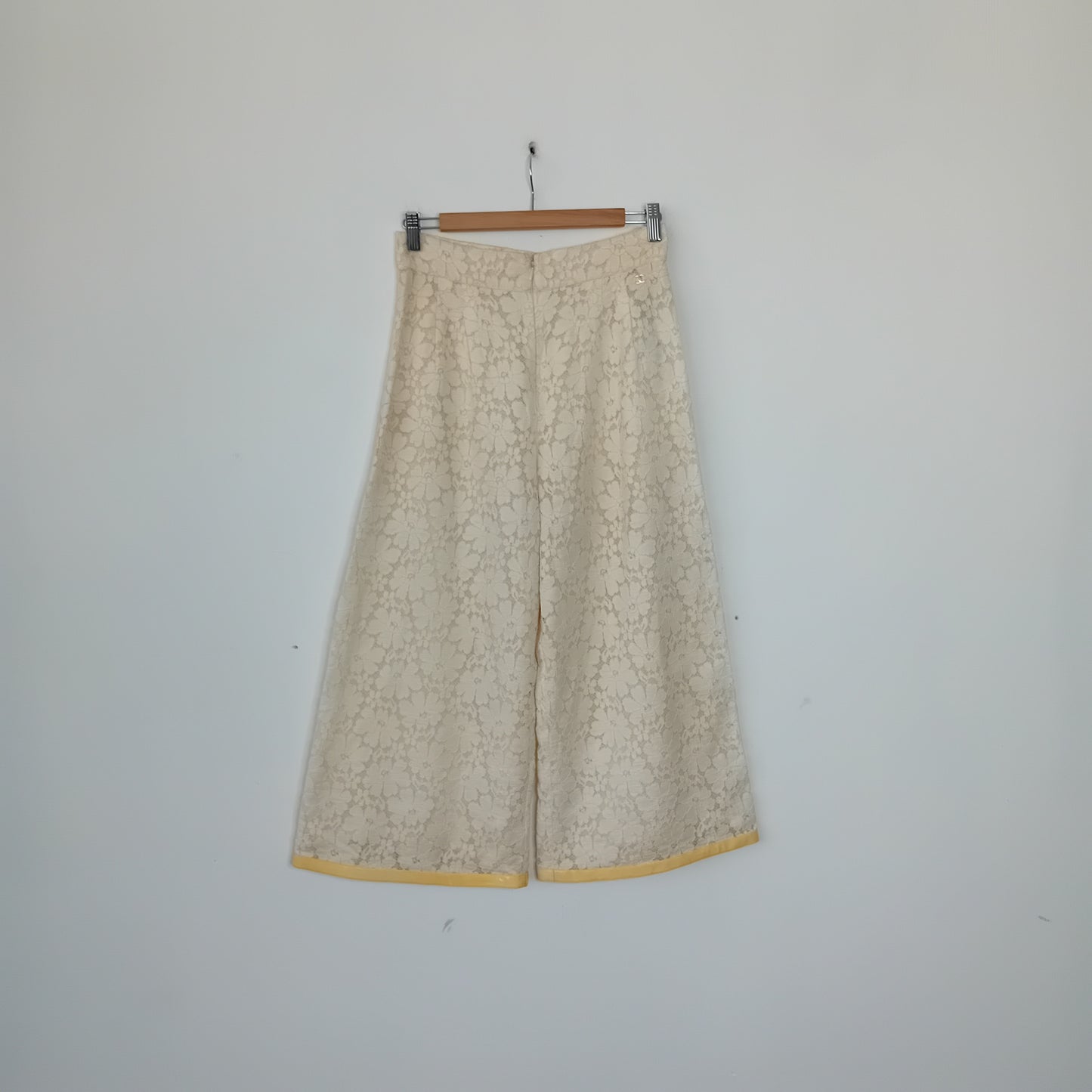 Chanel lace pants