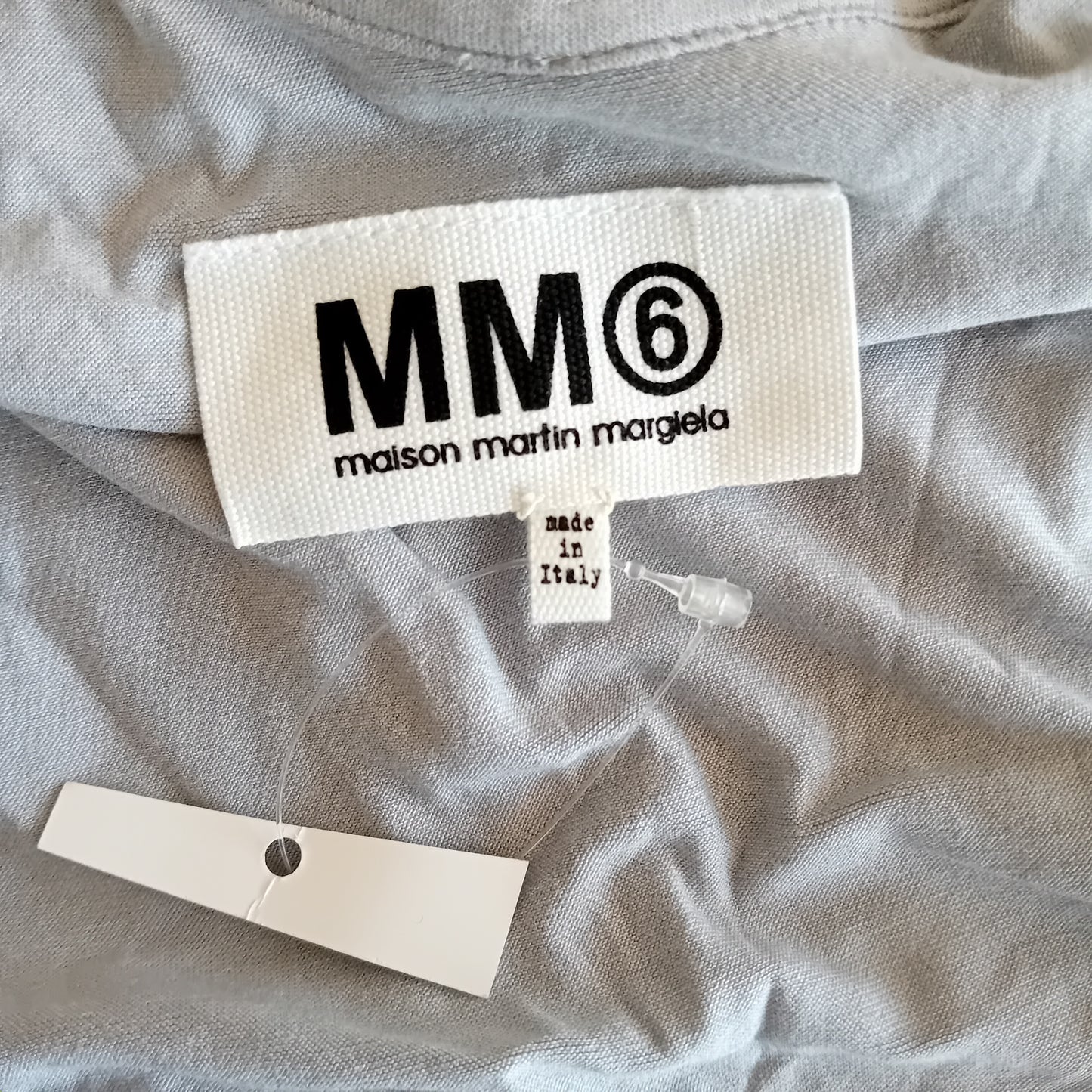 MM6 grey top