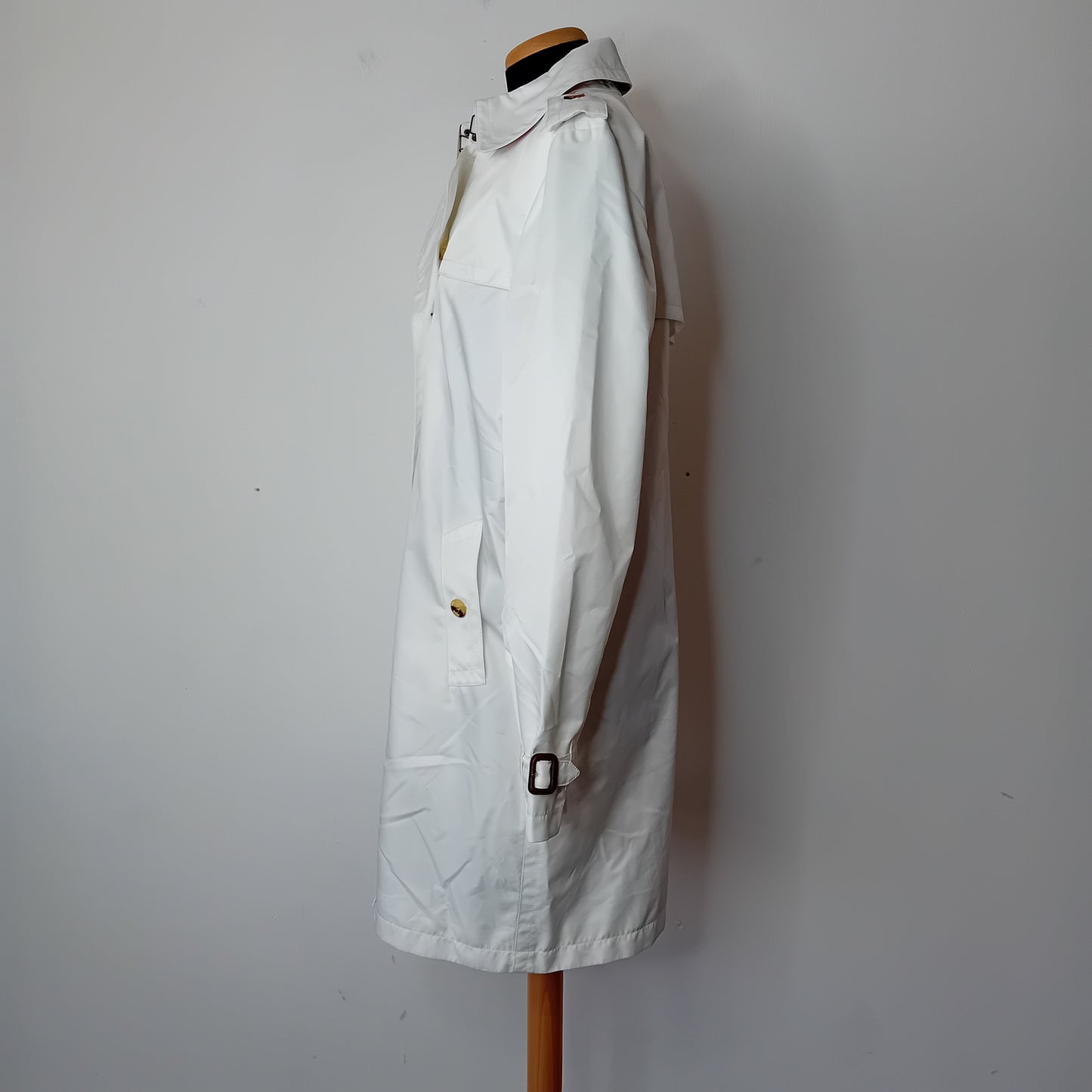 Burberry white trench