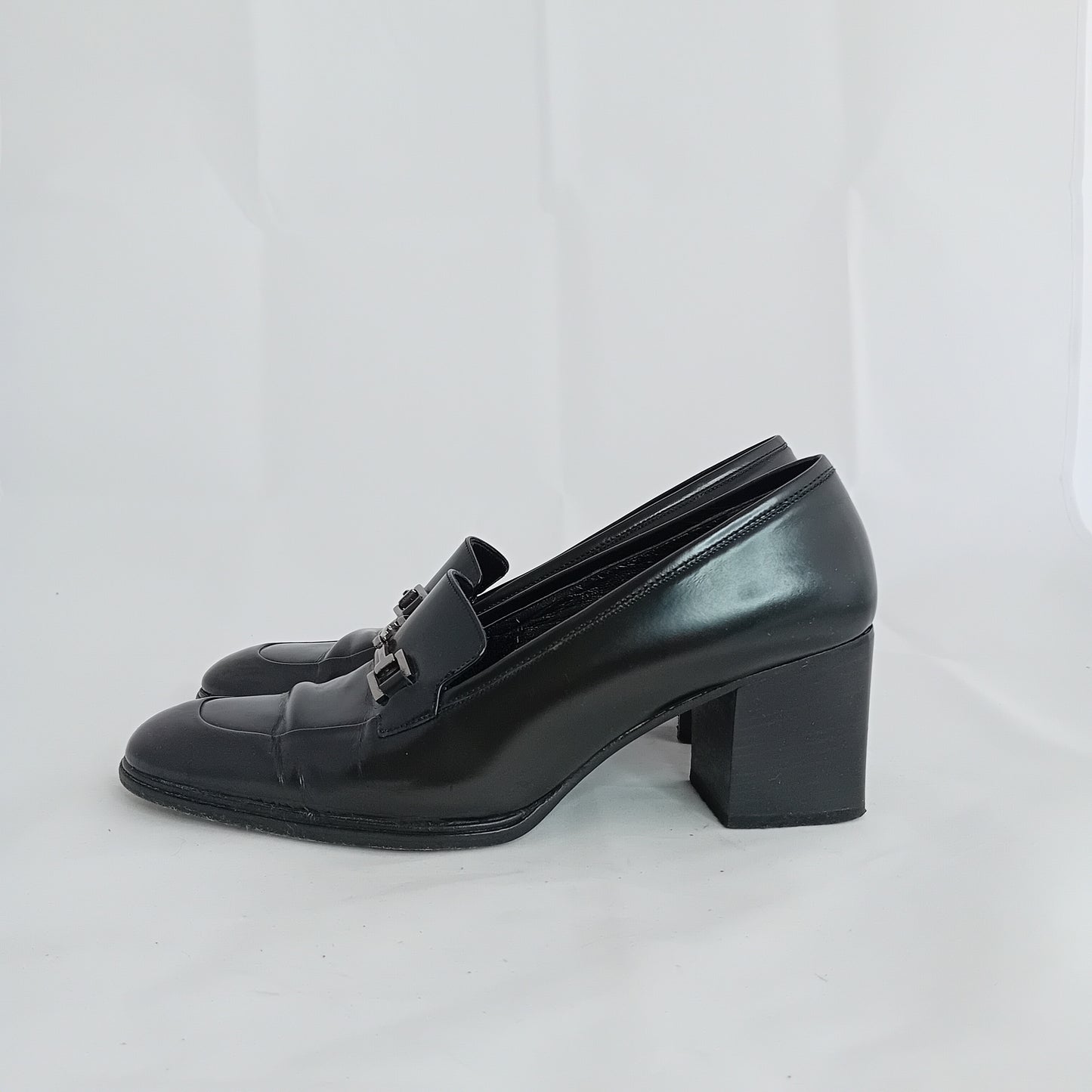 Gucci black heels