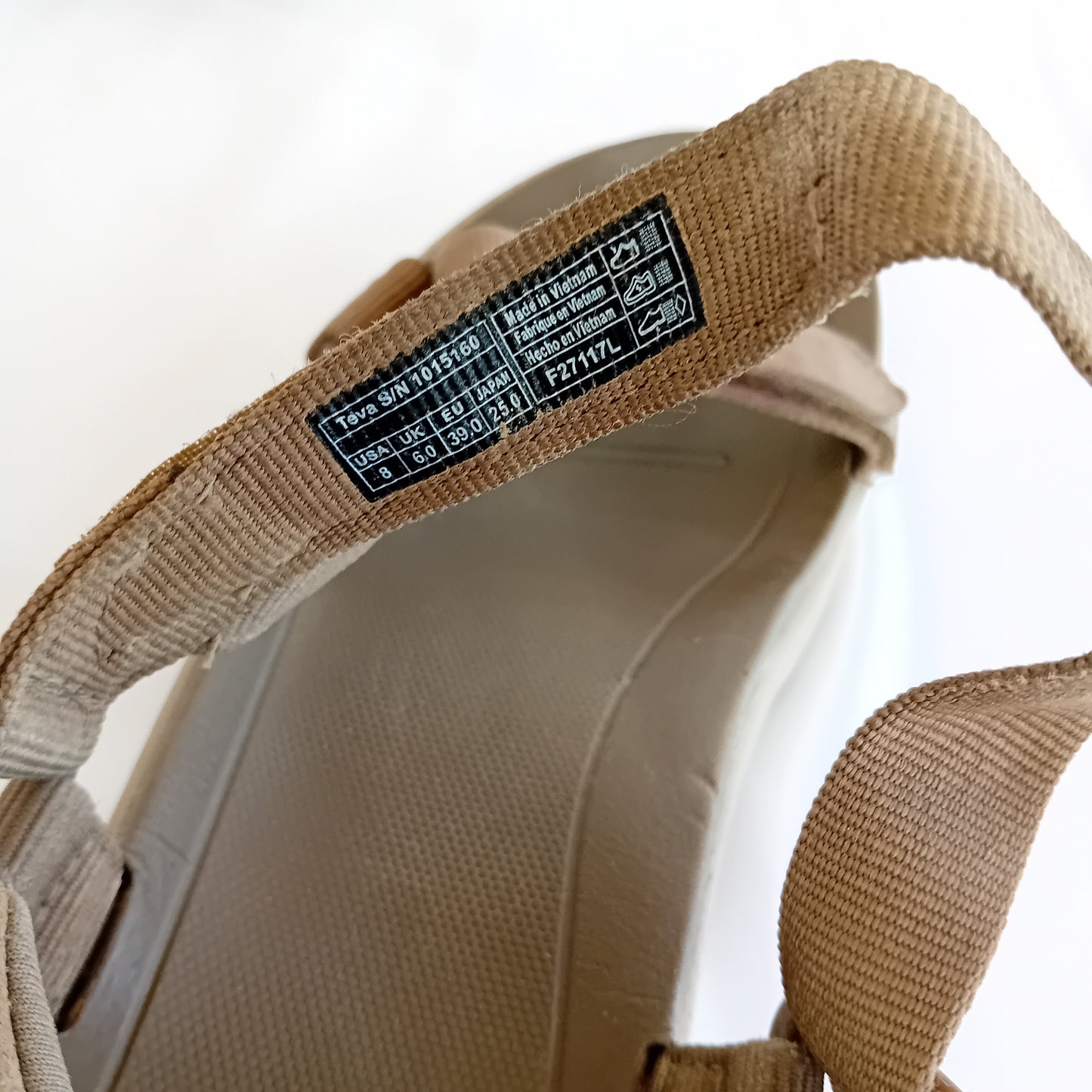 Teva beige sandals