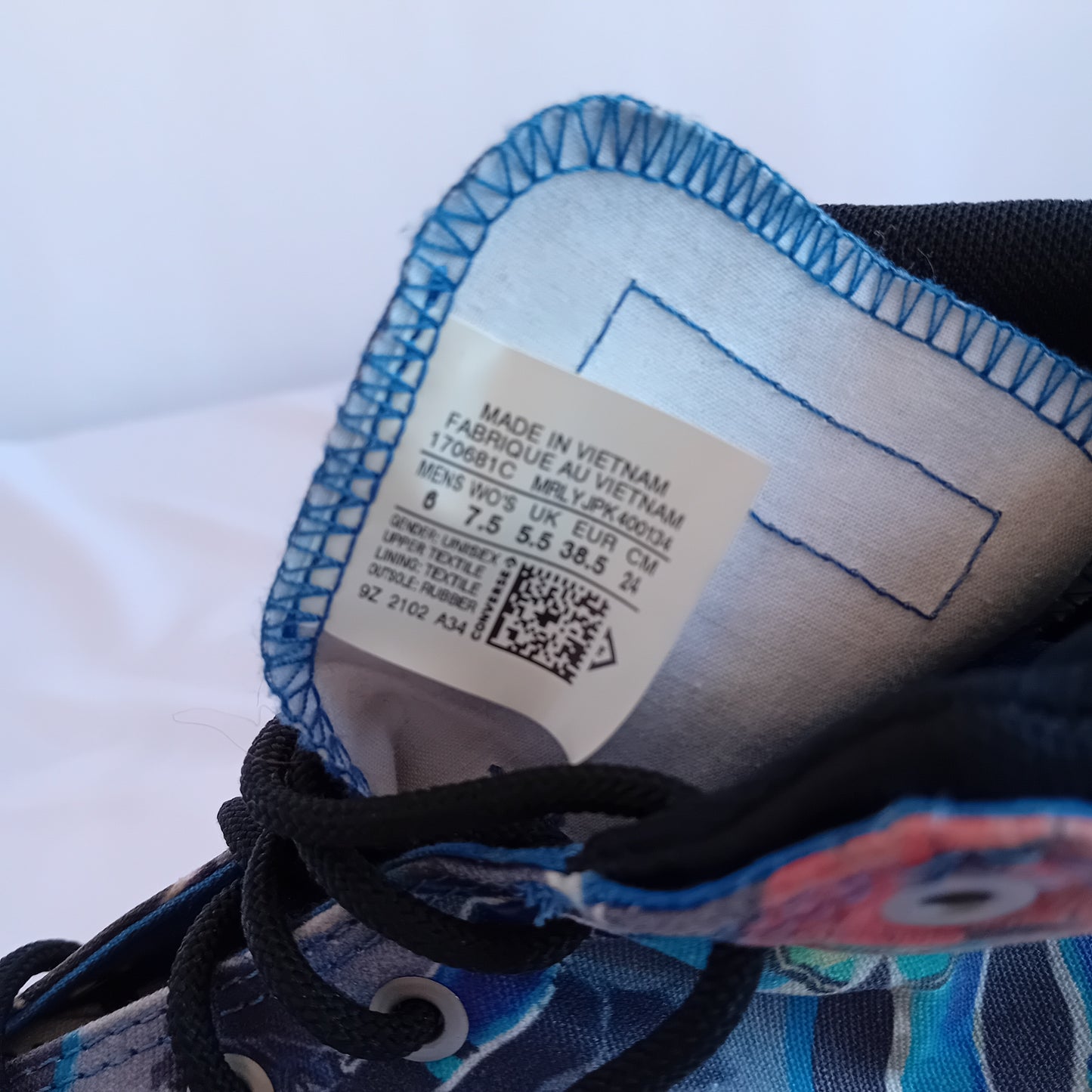 Converse 38,5
