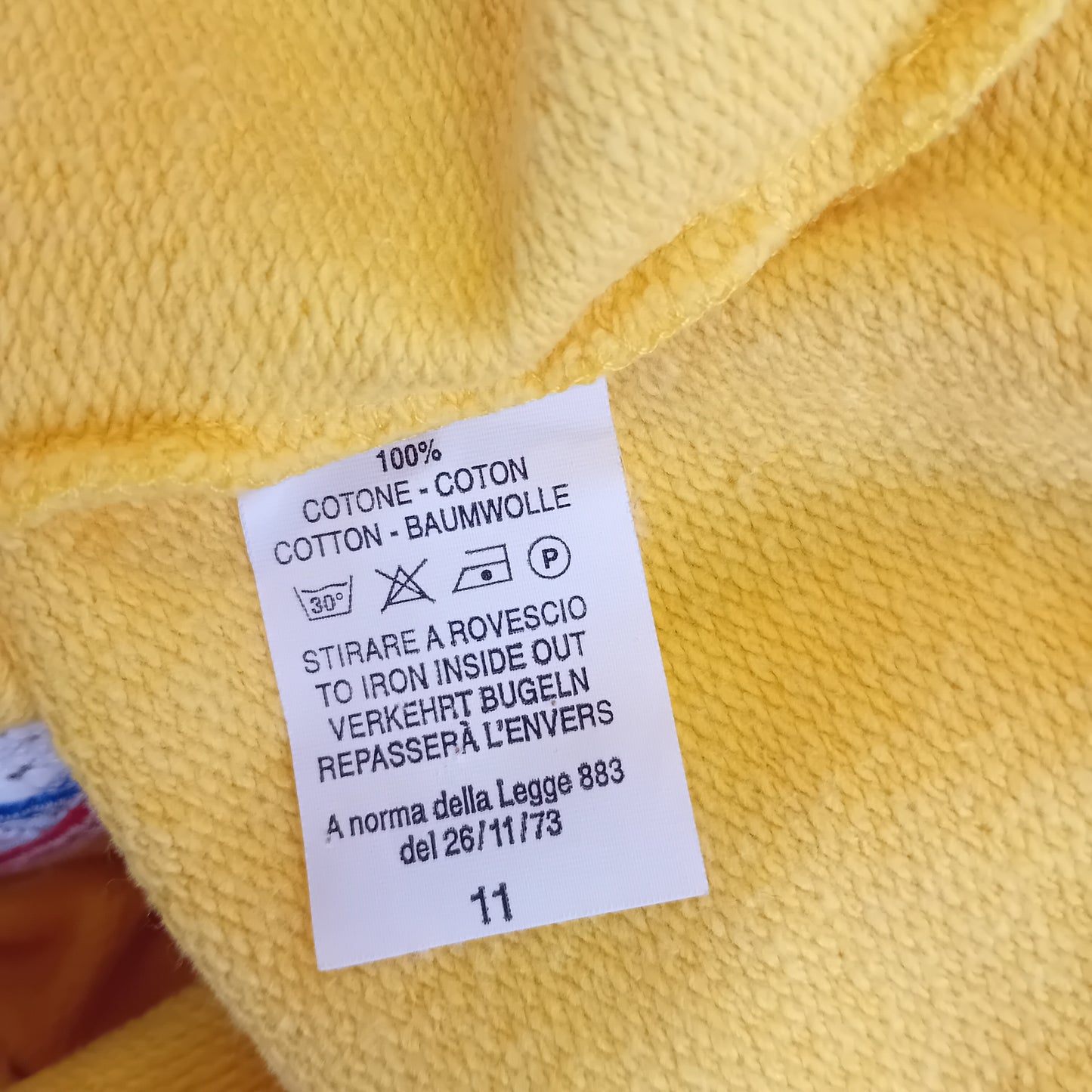 Emmanuel Schivili felpa