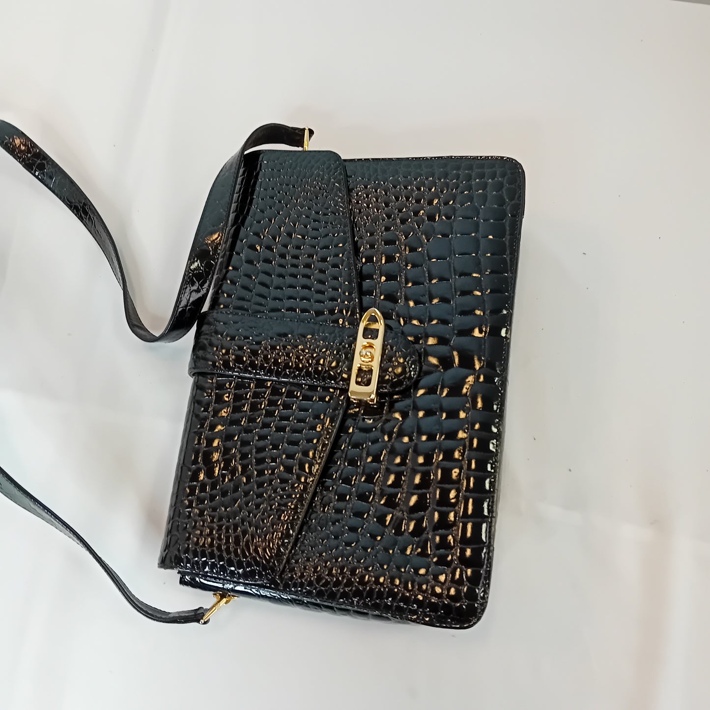 Borsa in coccodrillo