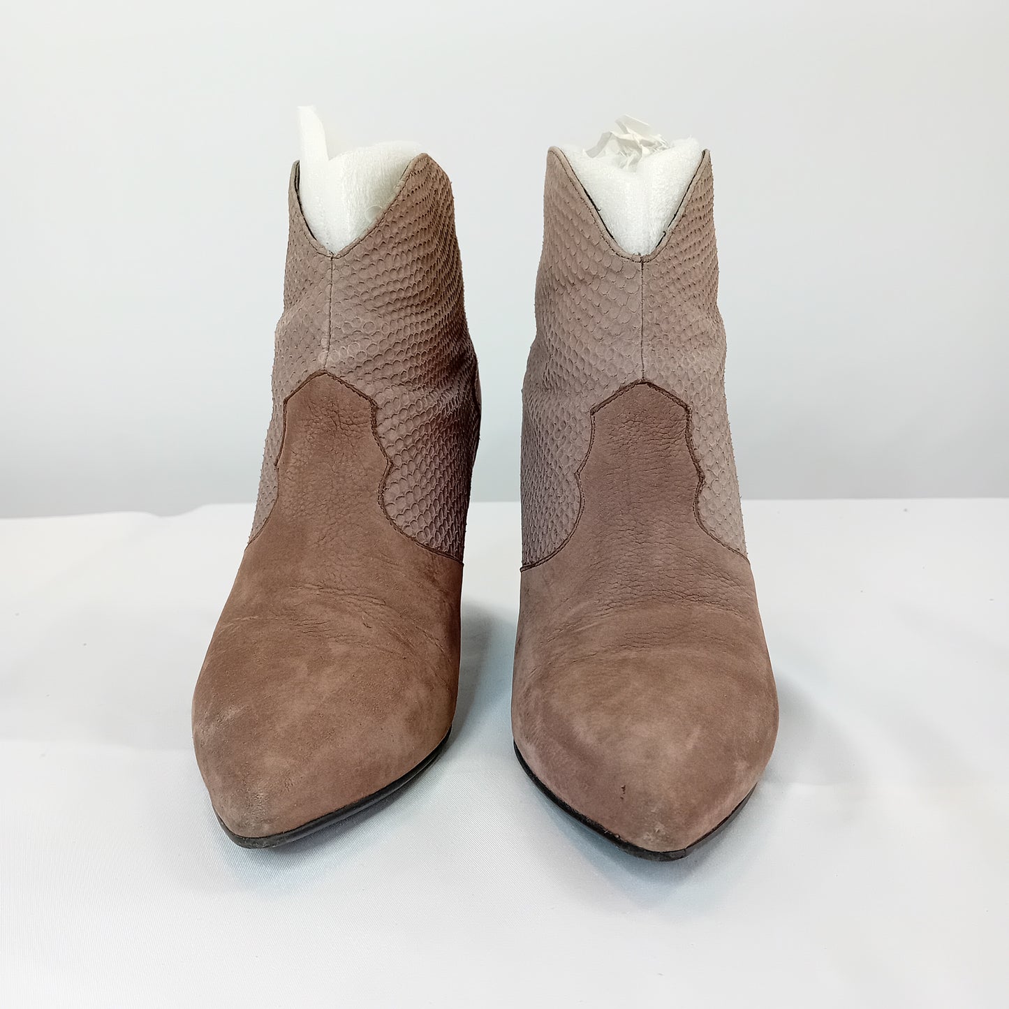 Lola Cruz bootie