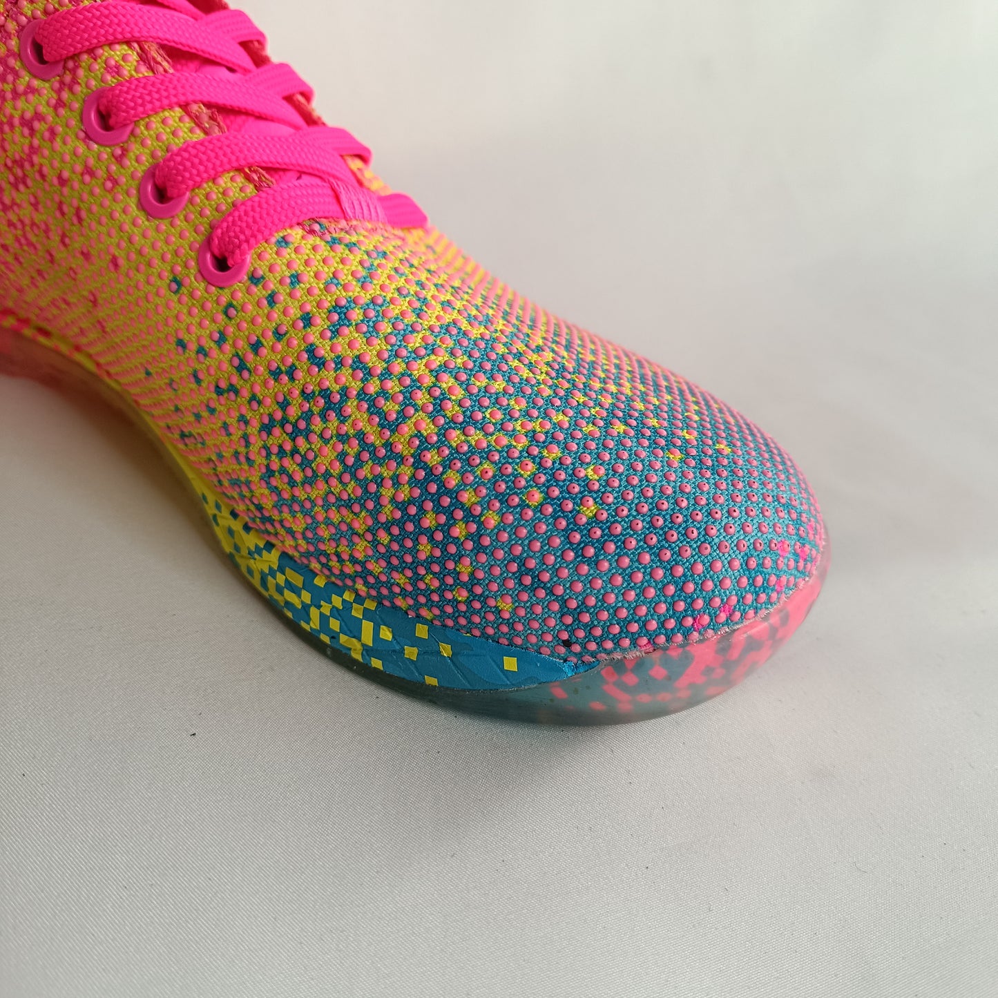 Sneakers, NOBULL outwork