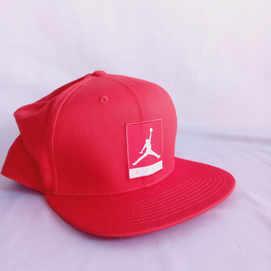 Cappello Rosso NIKE JORDAN