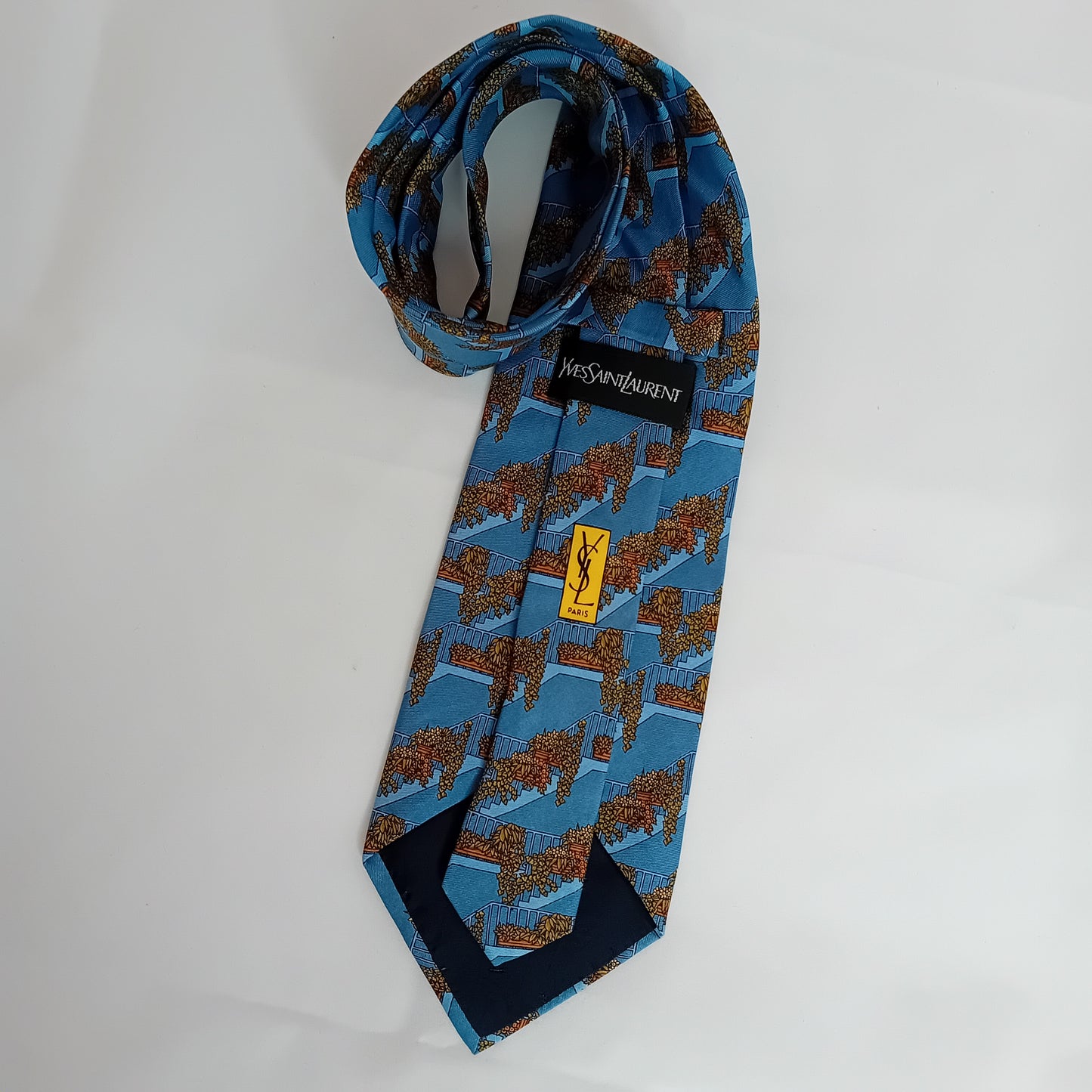 Yves Saint Laurent cravatta