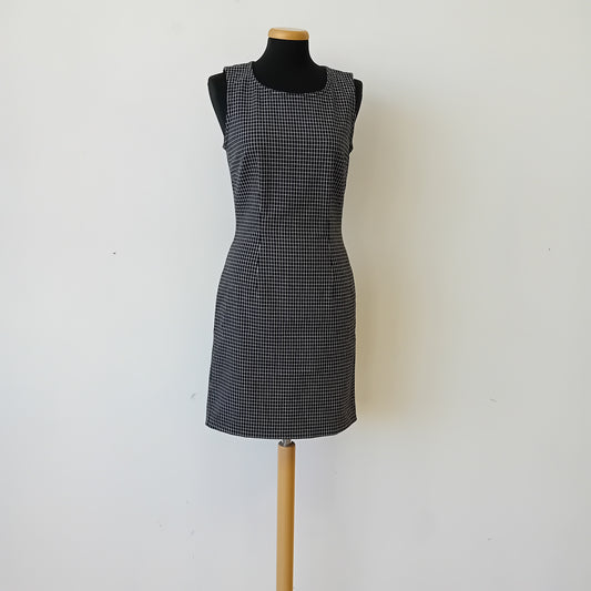 Moschino Jeans V sleeveless bw dress