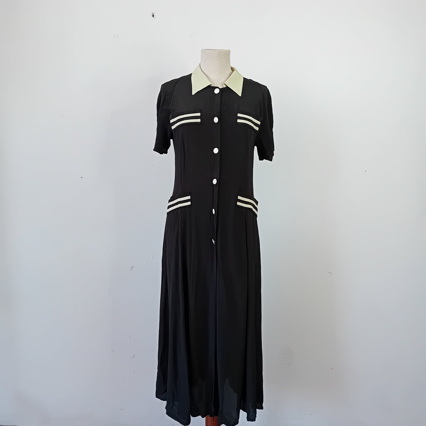 Estela long black silk dress