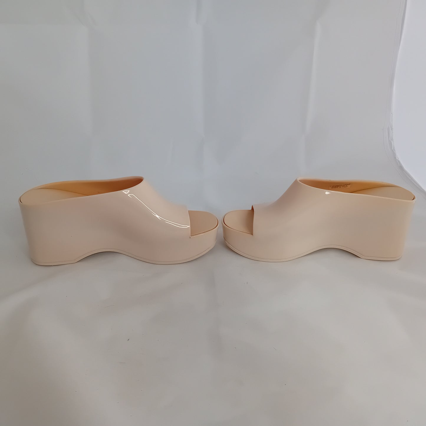 L'autre chose platform rose