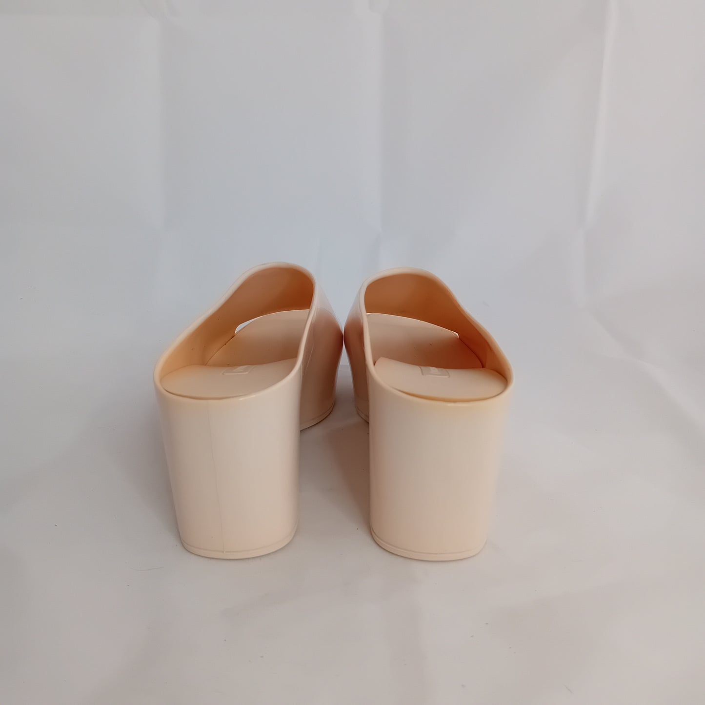 L'autre chose platform rose