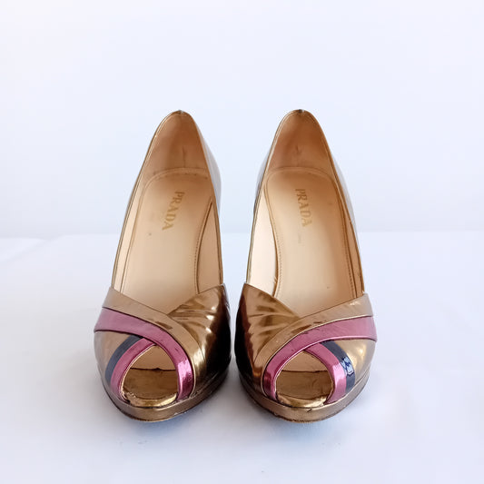 Pep toe PRADA gold