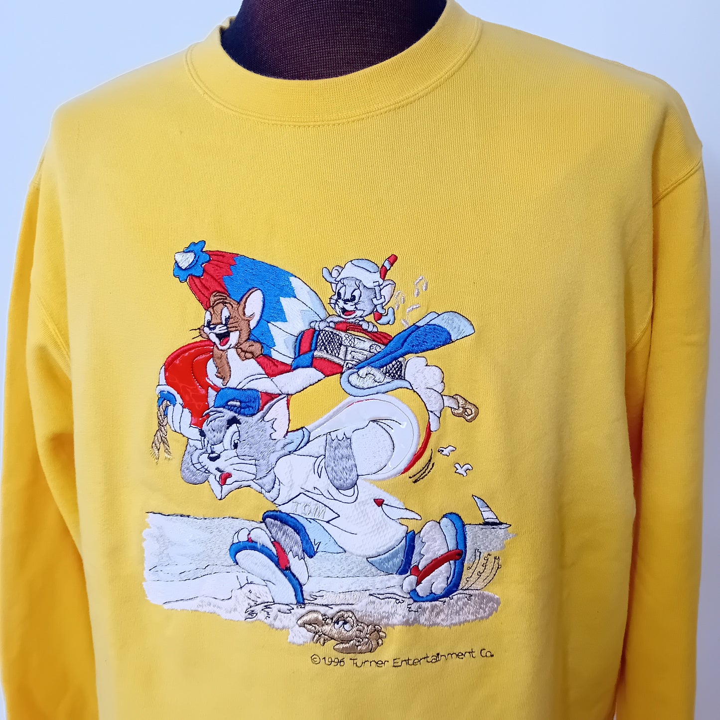 Emmanuel Schivili felpa