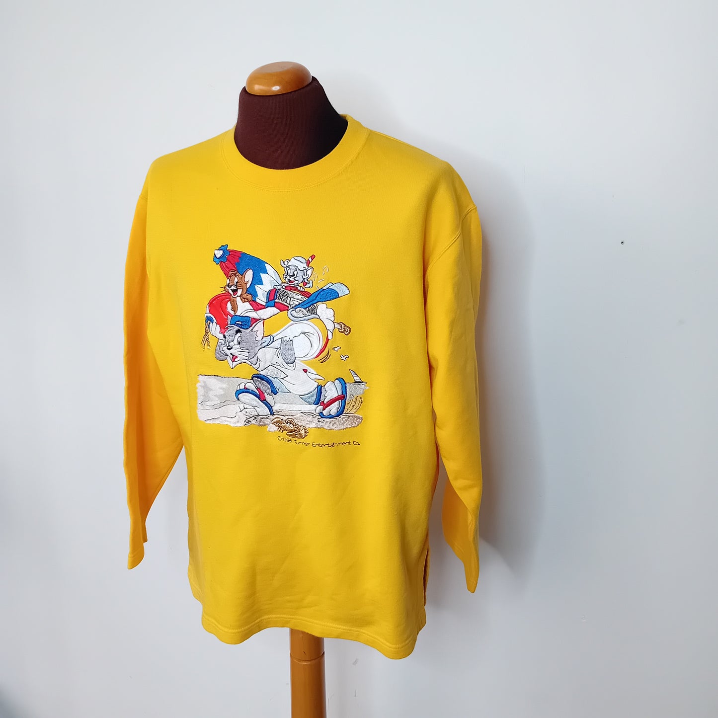 Emmanuel Schivili felpa