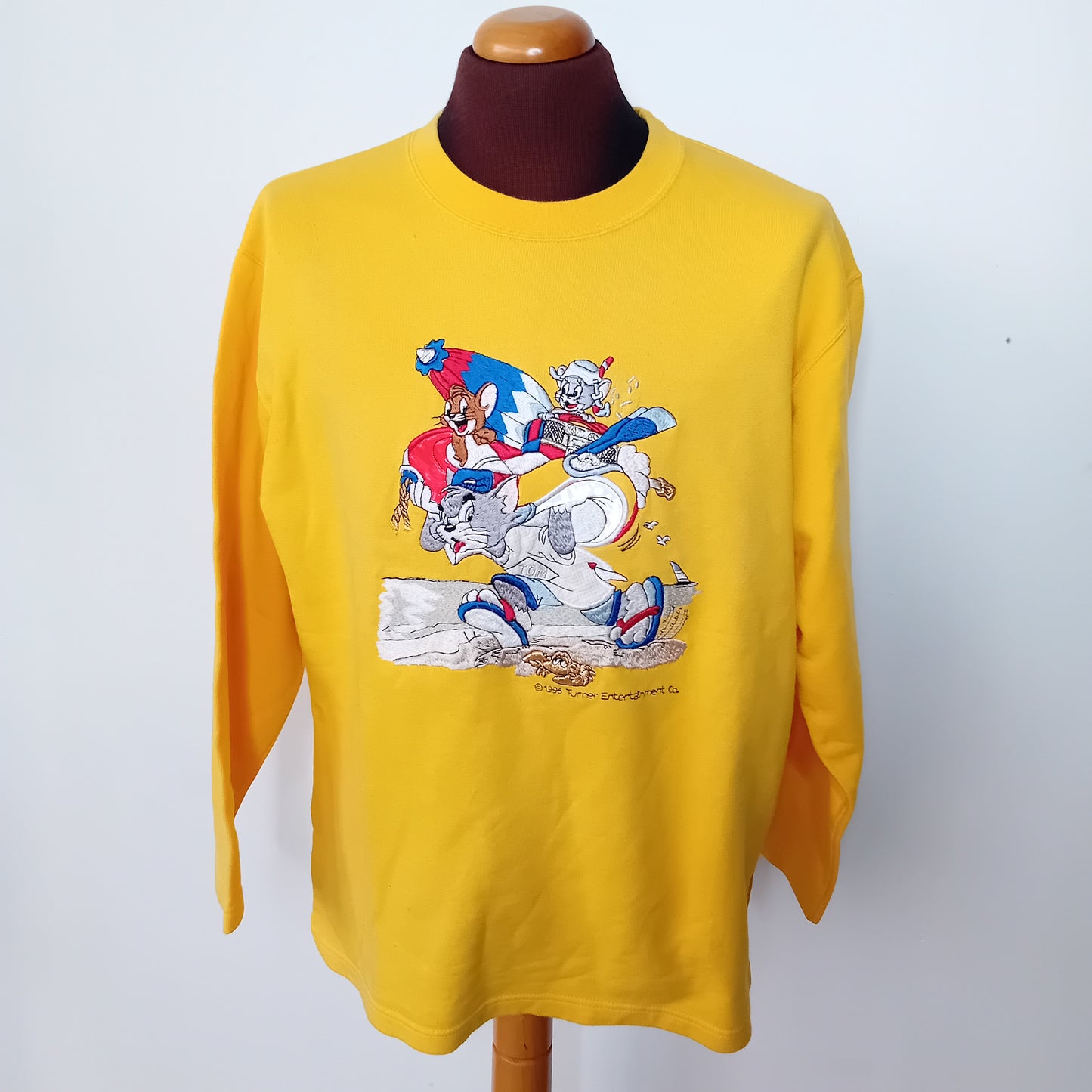 Emmanuel Schivili felpa