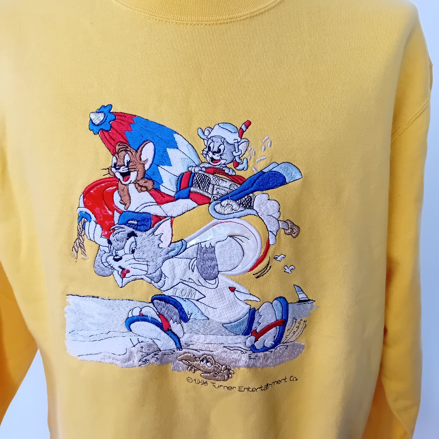 Emmanuel Schivili felpa