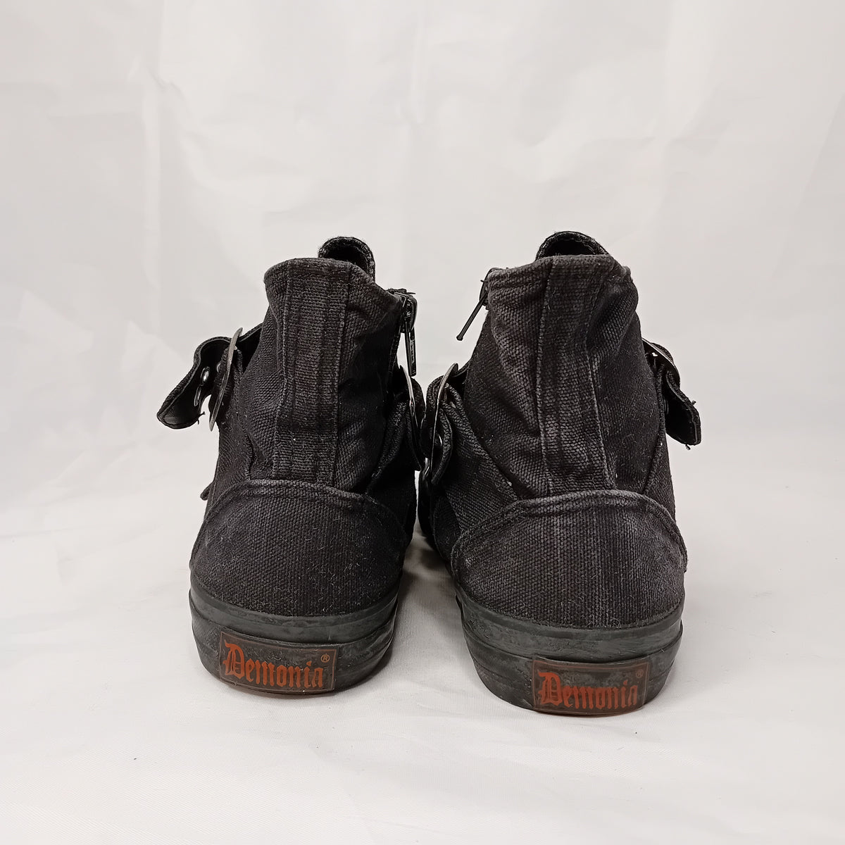 Sneakers DEMONIA Deviant