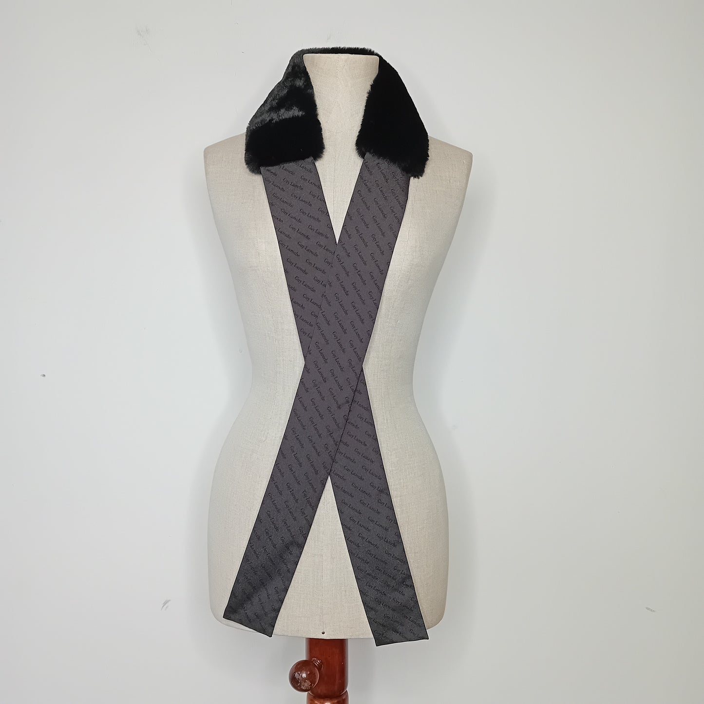 Guy Laroche faux fur