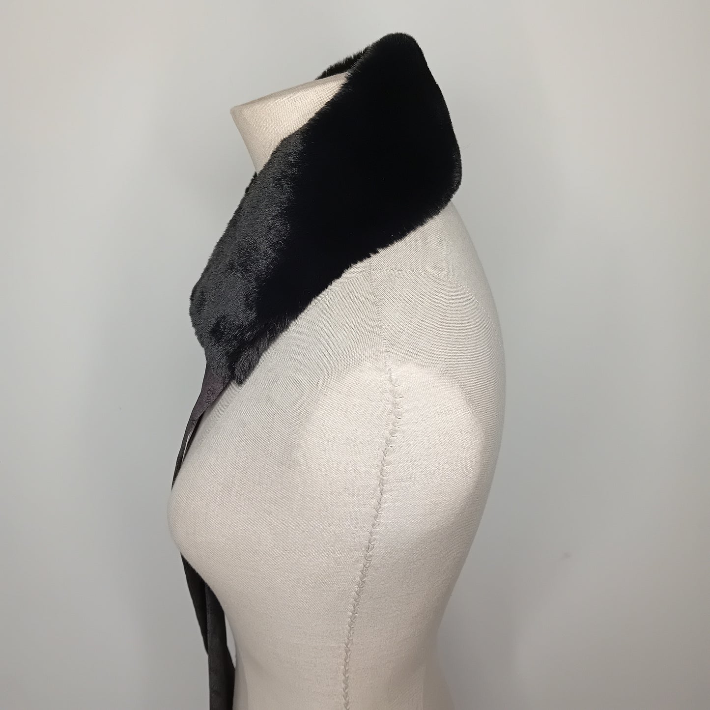 Guy Laroche faux fur