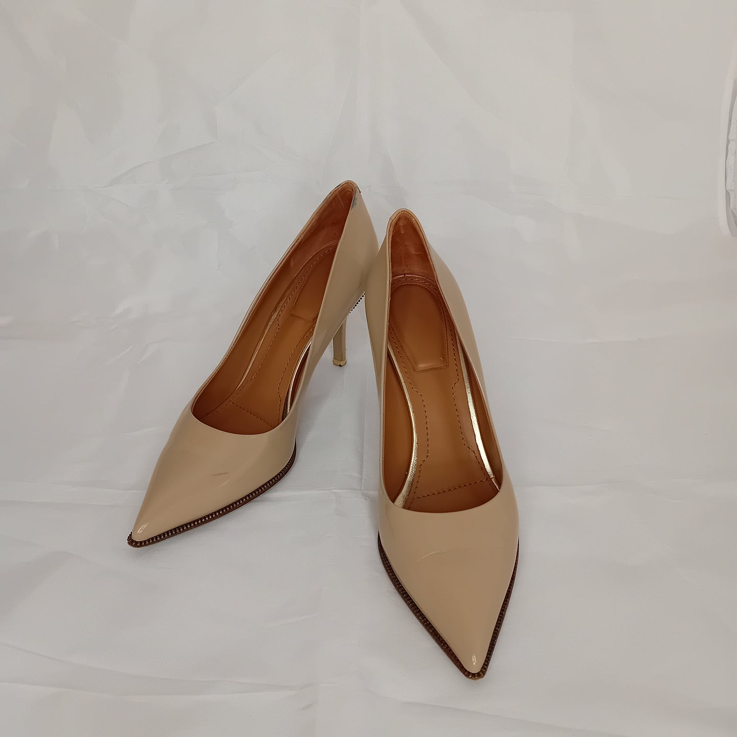 Givenchy pump