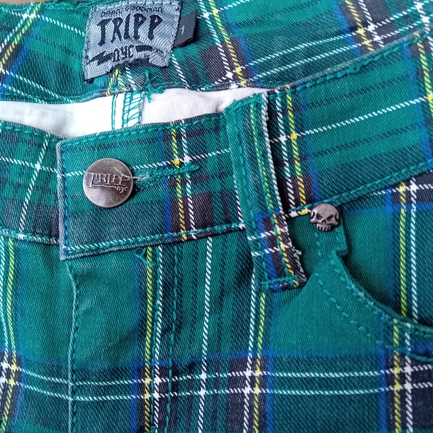 Pantaloni skinny Tripp NYC in tartan verde