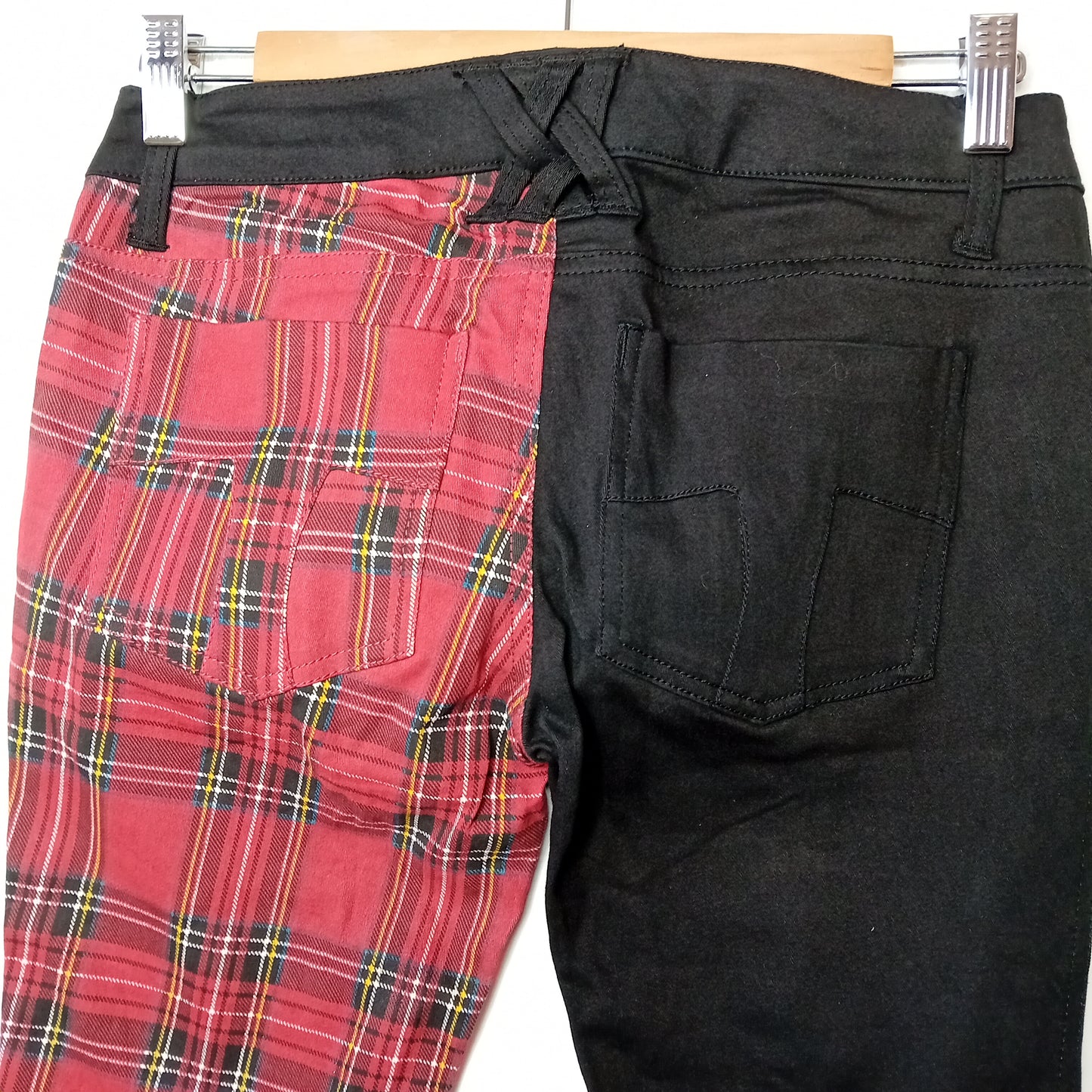 Pantaloni TRIPP NYC skinny
