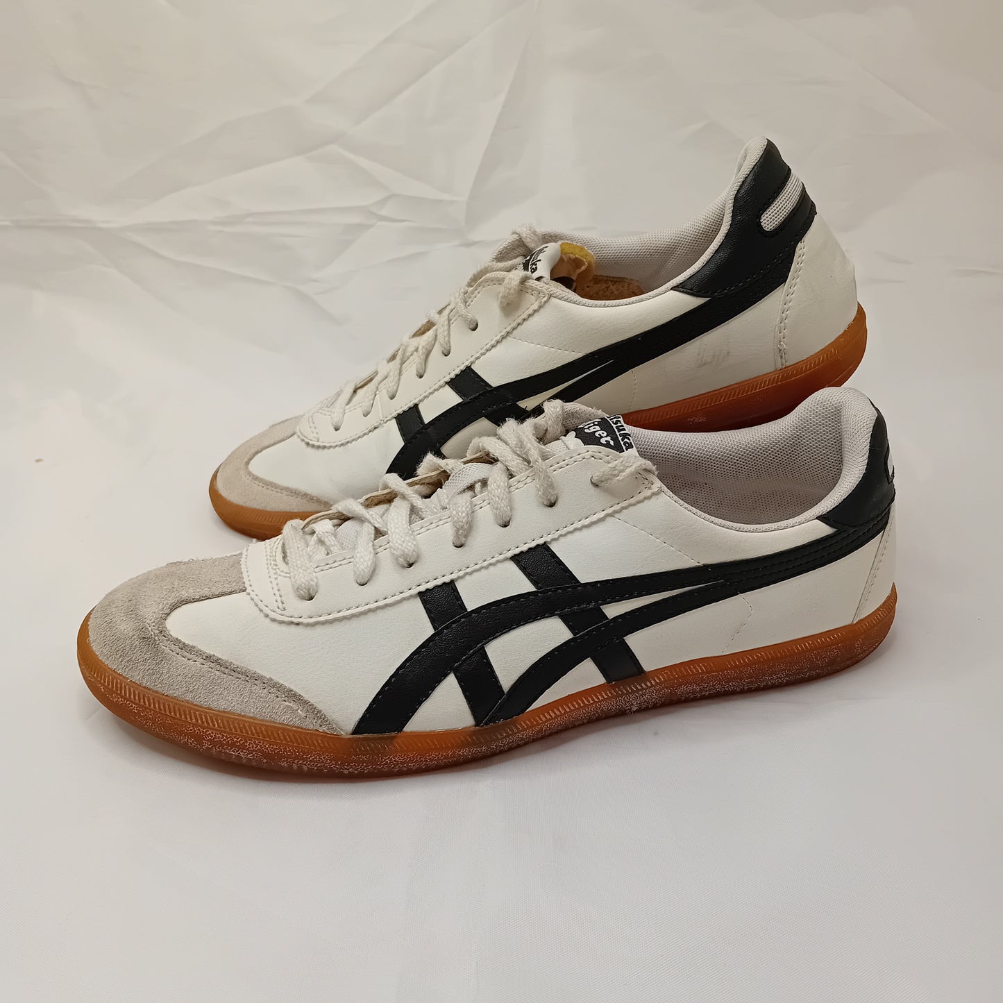 ONITSUKA TIGER