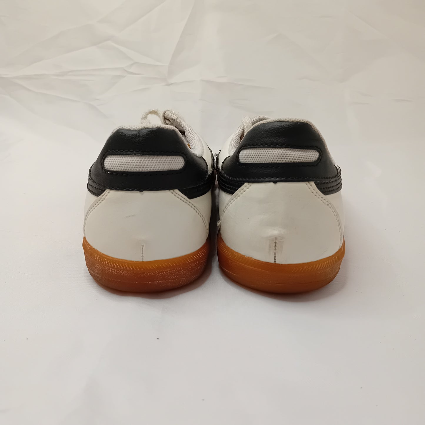 ONITSUKA TIGER