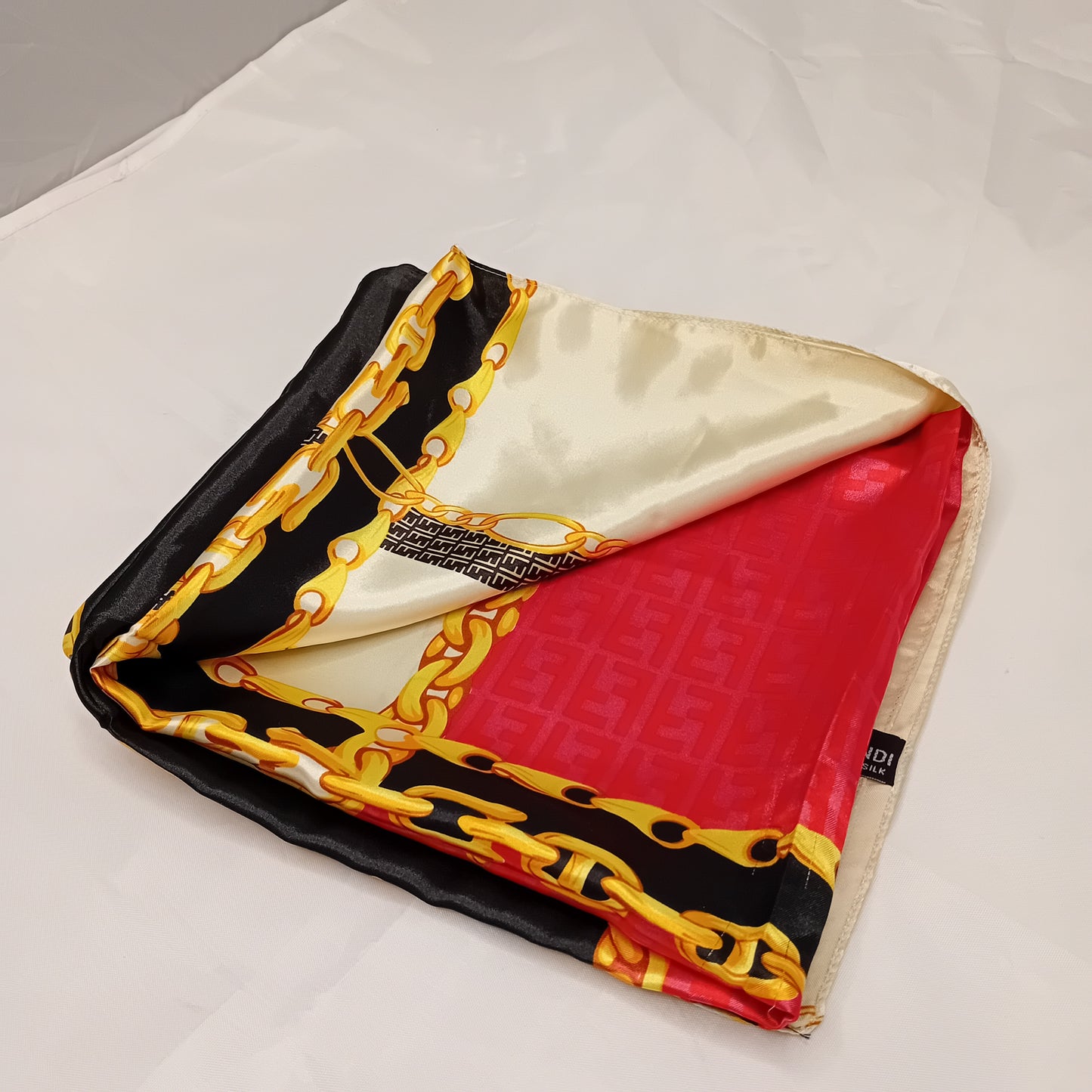 Fendi foulard