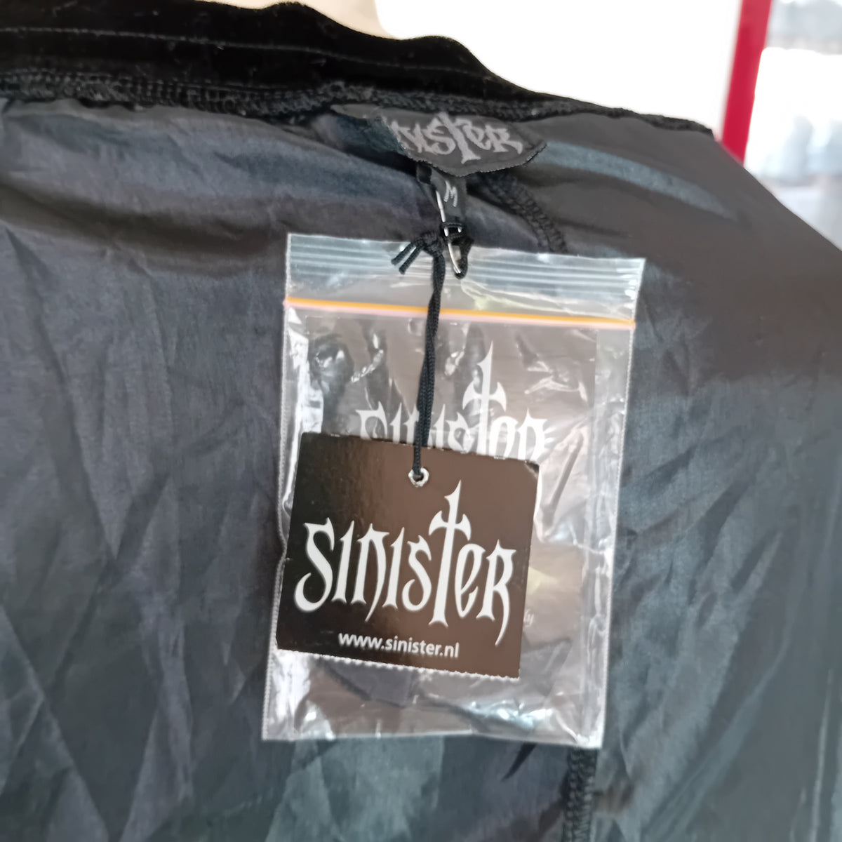 Gonna SINISTER pizzo e velluto