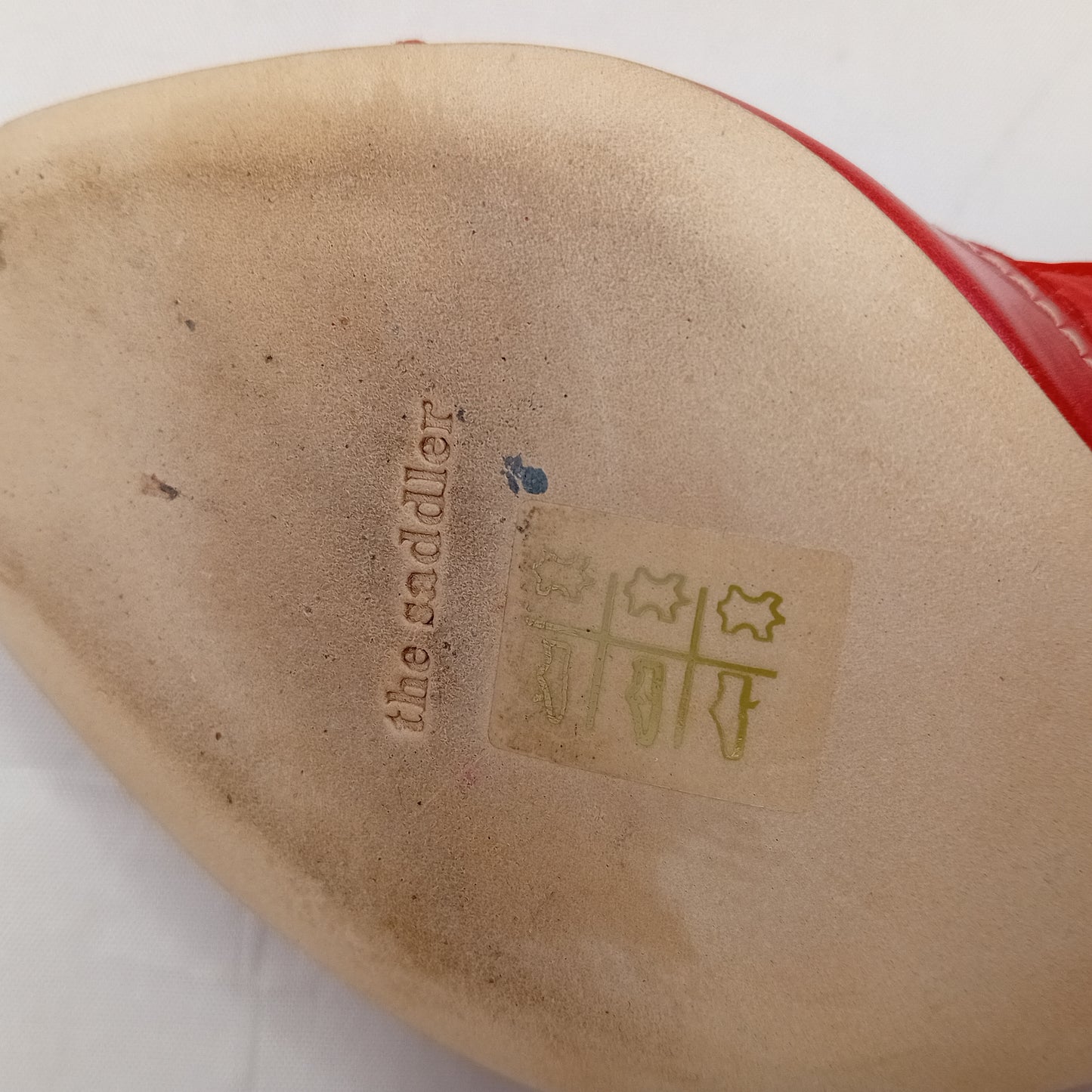 The saddler slingback