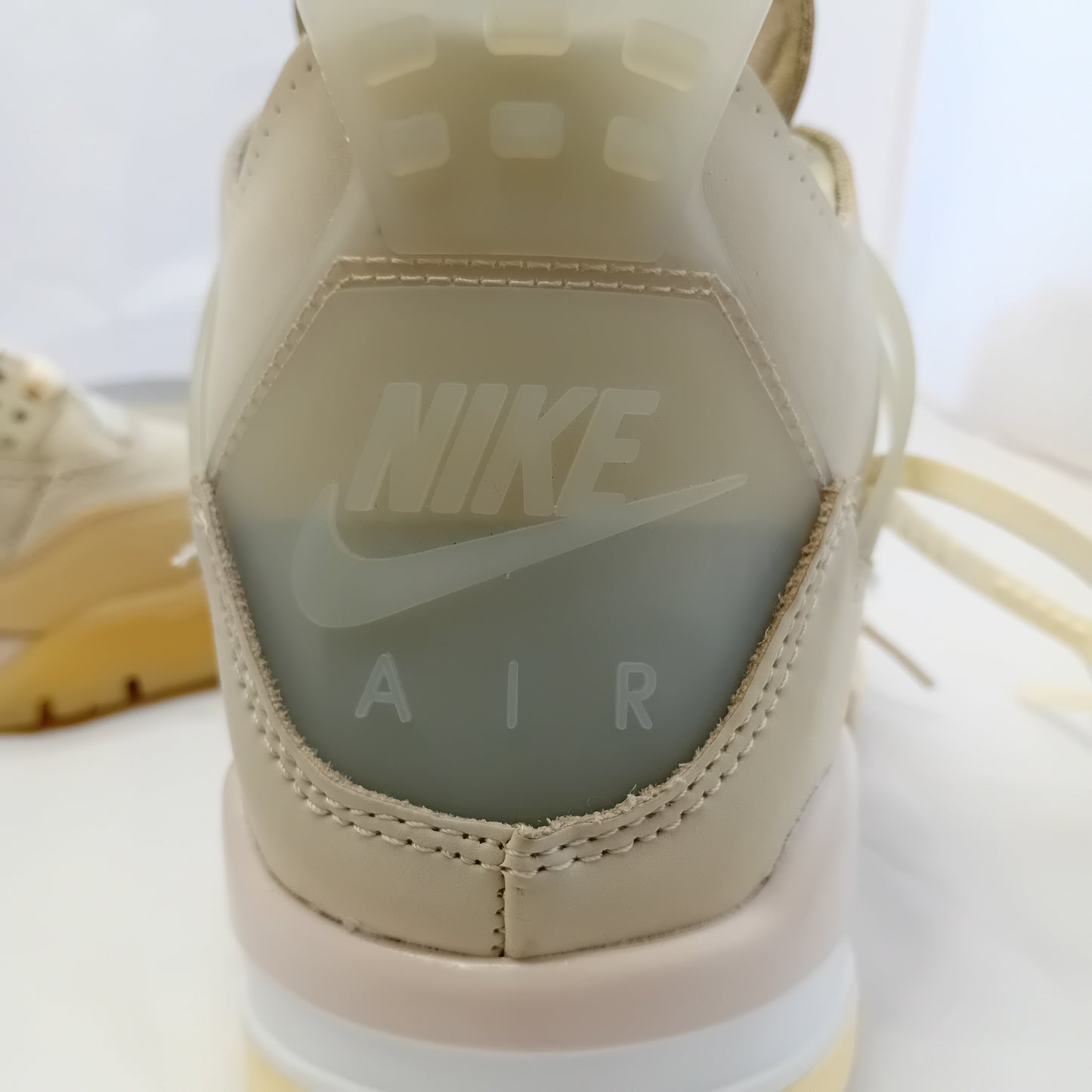 Air Jordan beige