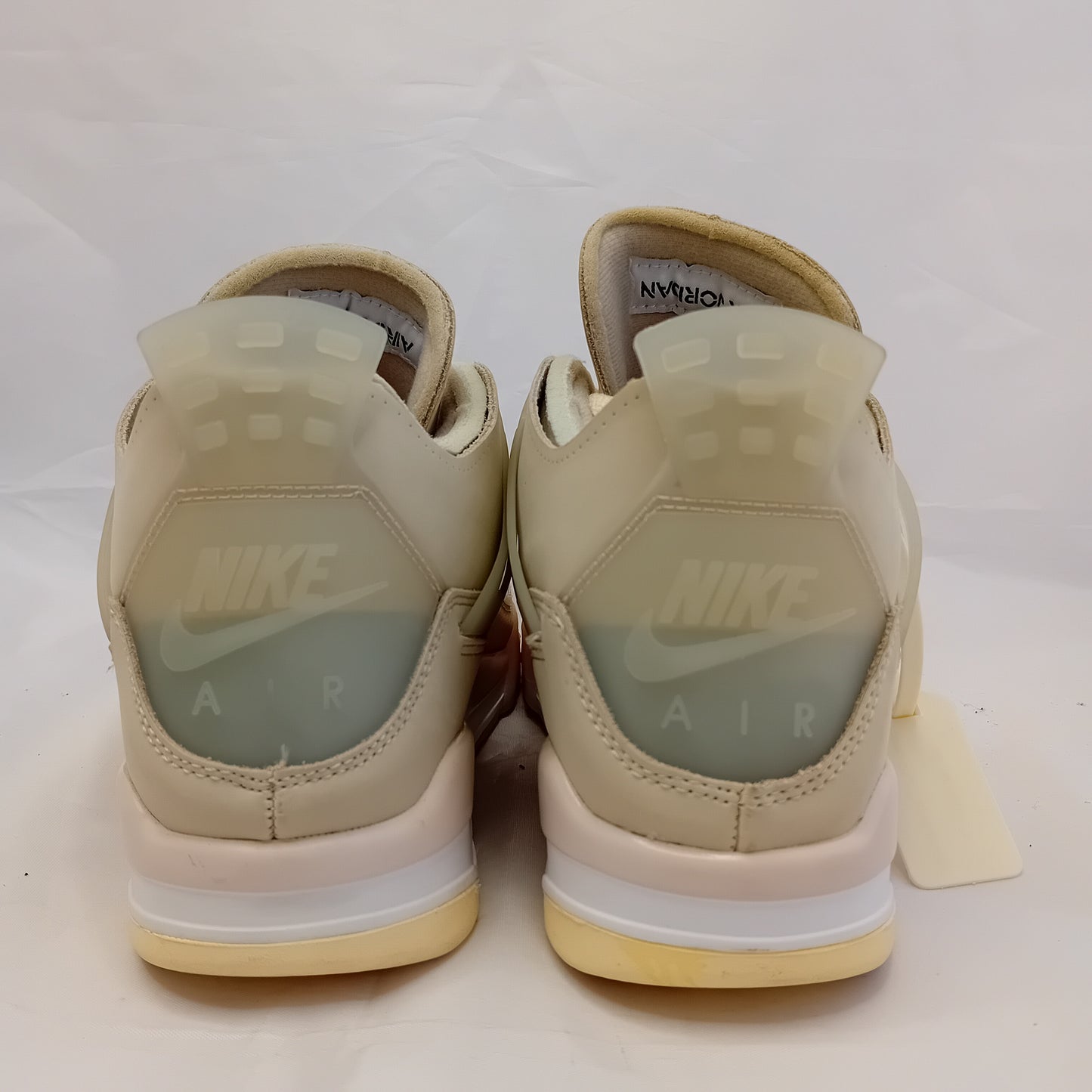 Air Jordan beige