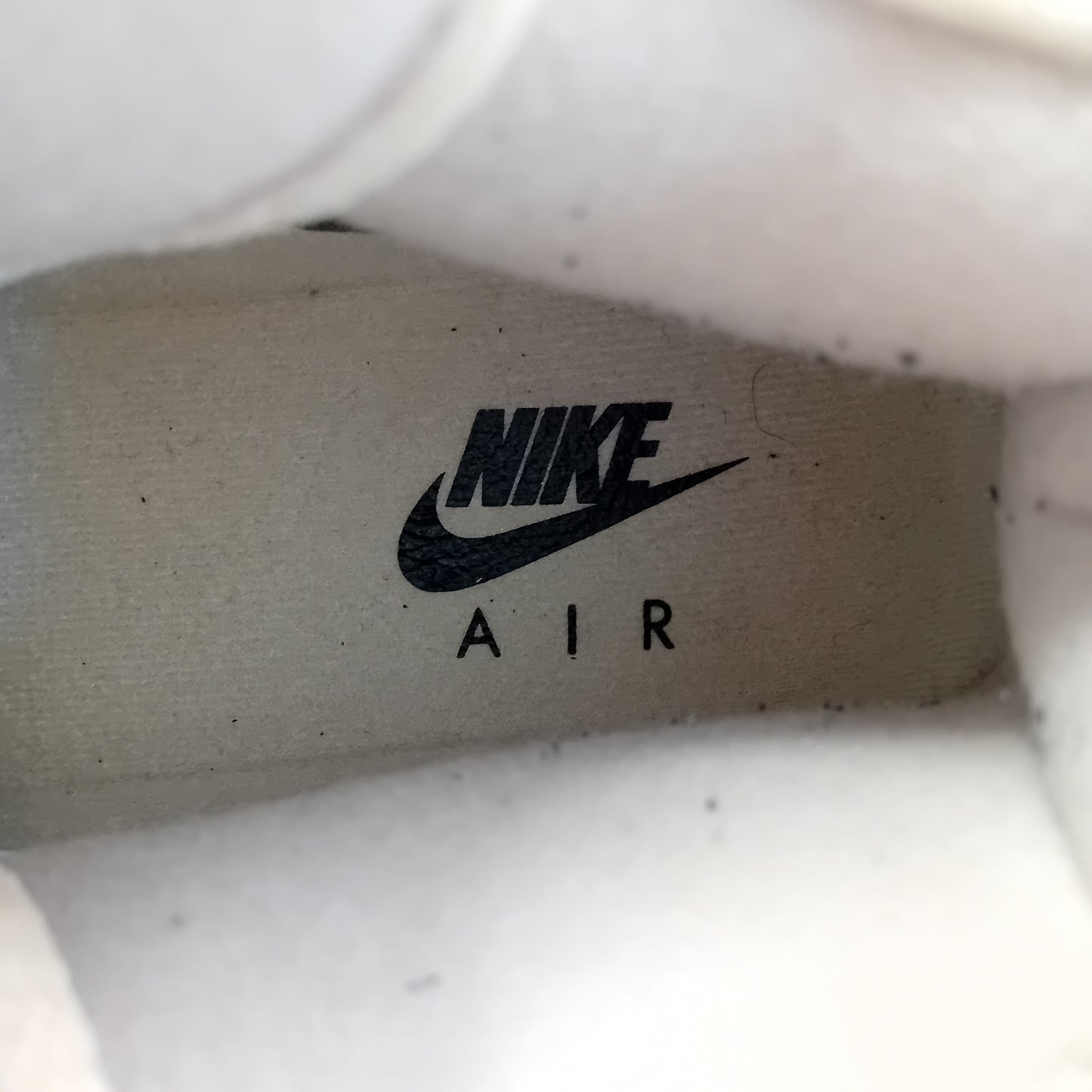 Air Jordan beige