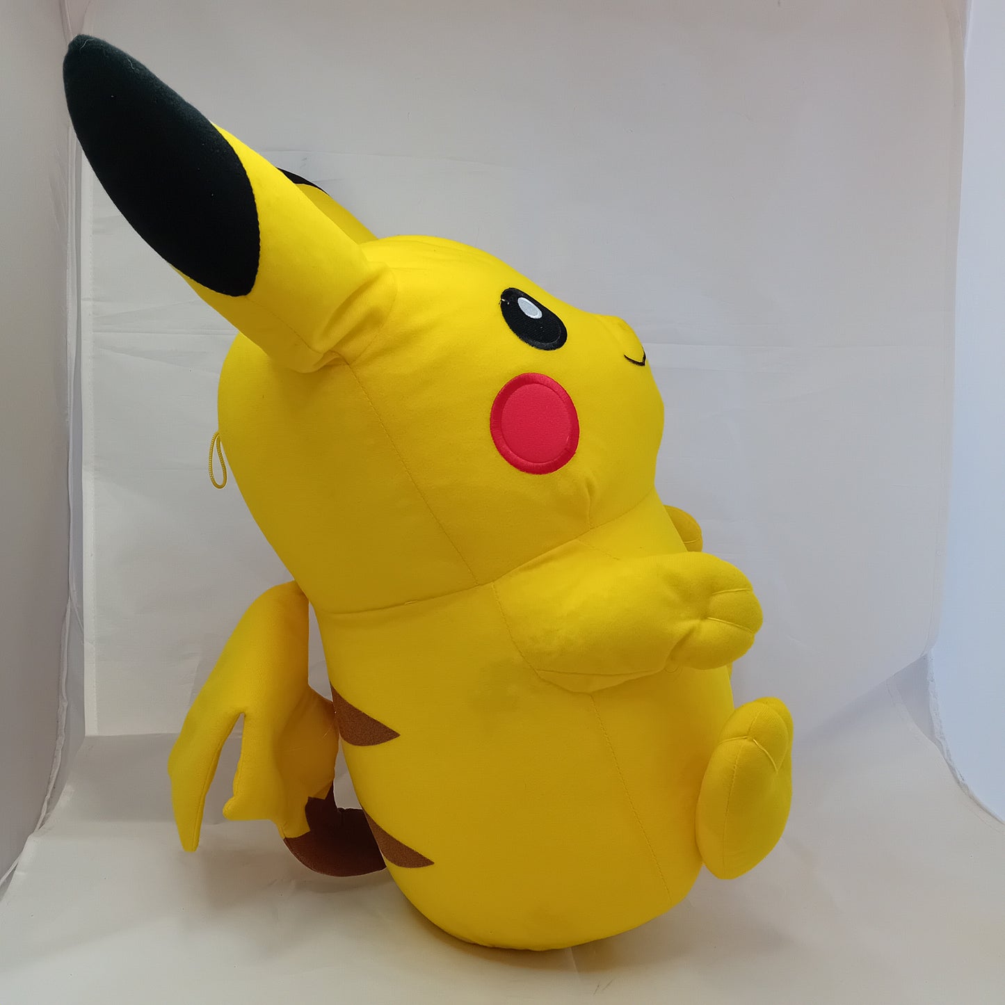Peluche Pokémon Pikachu
