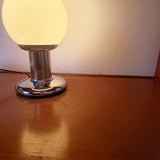 Lampada globo in vetro e metallo